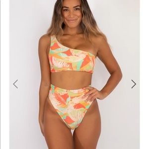 NWOT Skatie Monroe Bottoms in Sunset